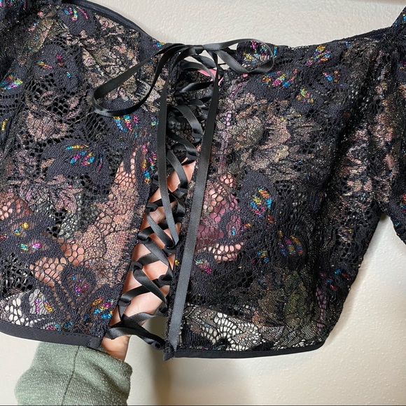NWT Sugar Thrillz Iridescent Lace Cropped Bustier with Lace Up Front Puff Sleeve - Picture 3 of 10
